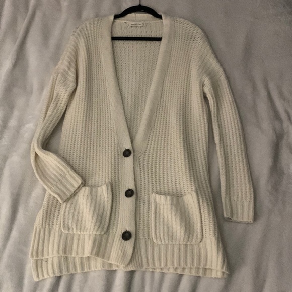 A&F Fuzzy Cardigan 🐏 - Picture 1 of 5